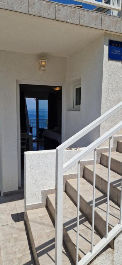Apartmani Luan Vis Buitenkant foto